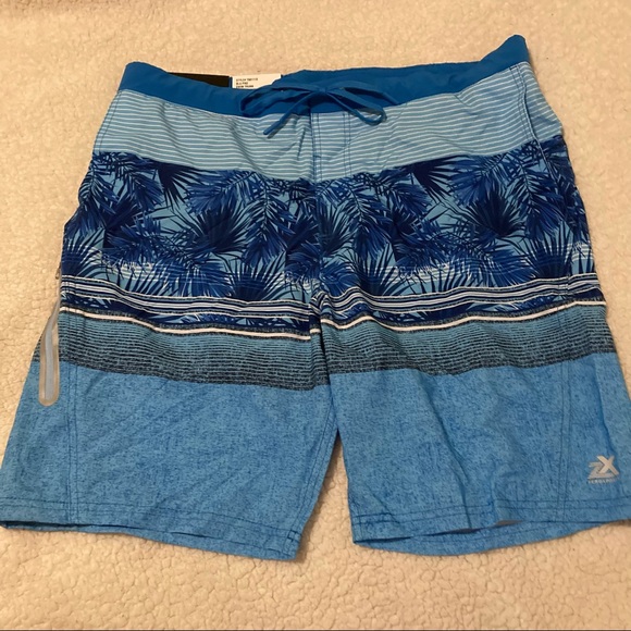 Men’s ZeroXposur blue tropical swim trunks - Picture 2 of 7